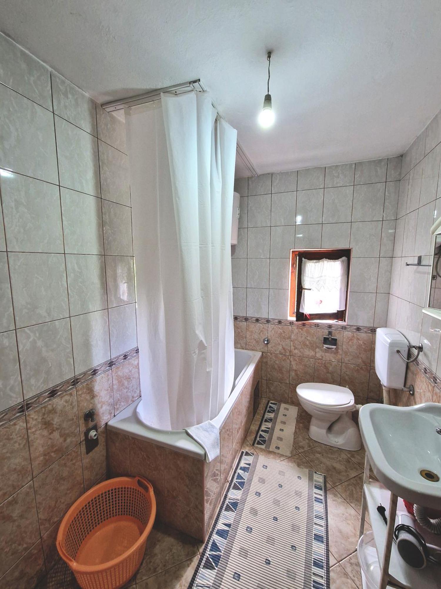Apartman Komfor Баня-Лука Екстер'єр фото